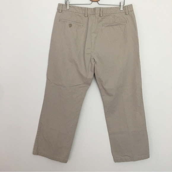 Old Navy Ultimate Staight Khaki Pants Men 38 x 30 - Picture 2 of 3